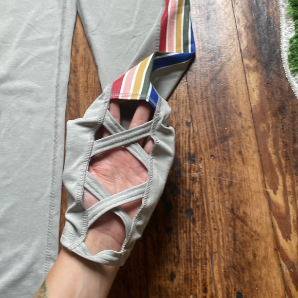 ideology kids rainbow active leggings with leg cutouts - Picture 2 of 6